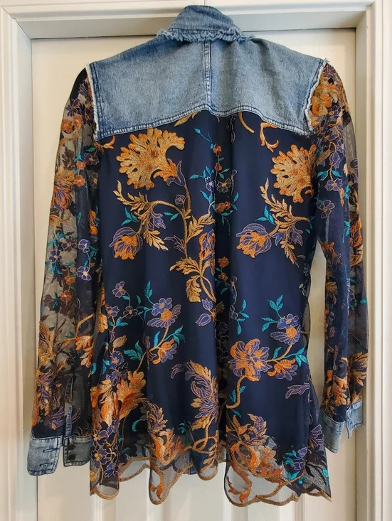 Reba Sheer Floral And Denim Shirt Size M - Picture 2 of 4